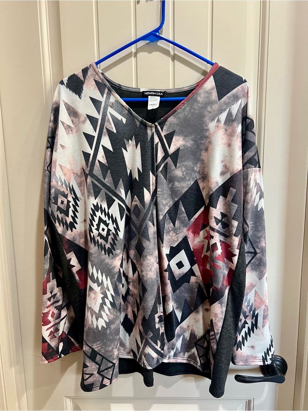 Heimish USA Aztec Southwestern Print V-Neck Tunic Top Medium NWOT